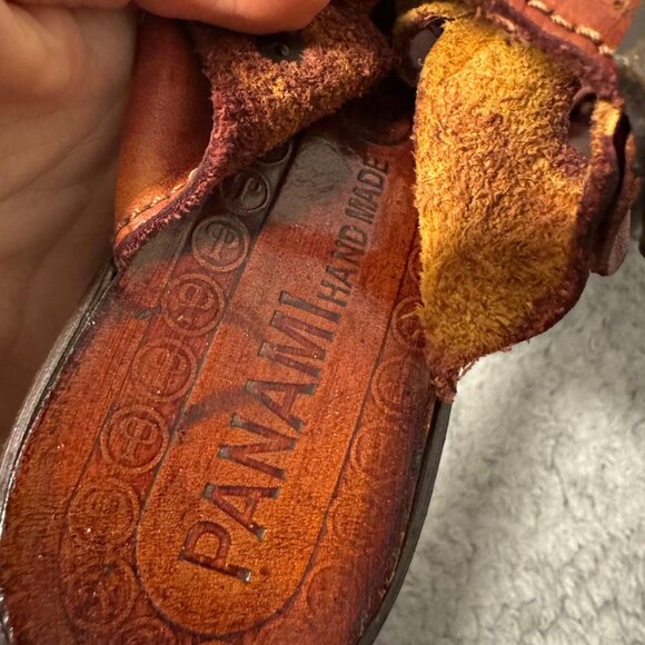 Hand Crafted Genuine Leather Heels - Picture 4 of 6